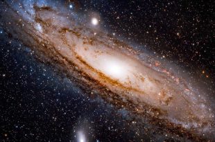 کهکشان آندرومدا چند ستاره دارد ؟