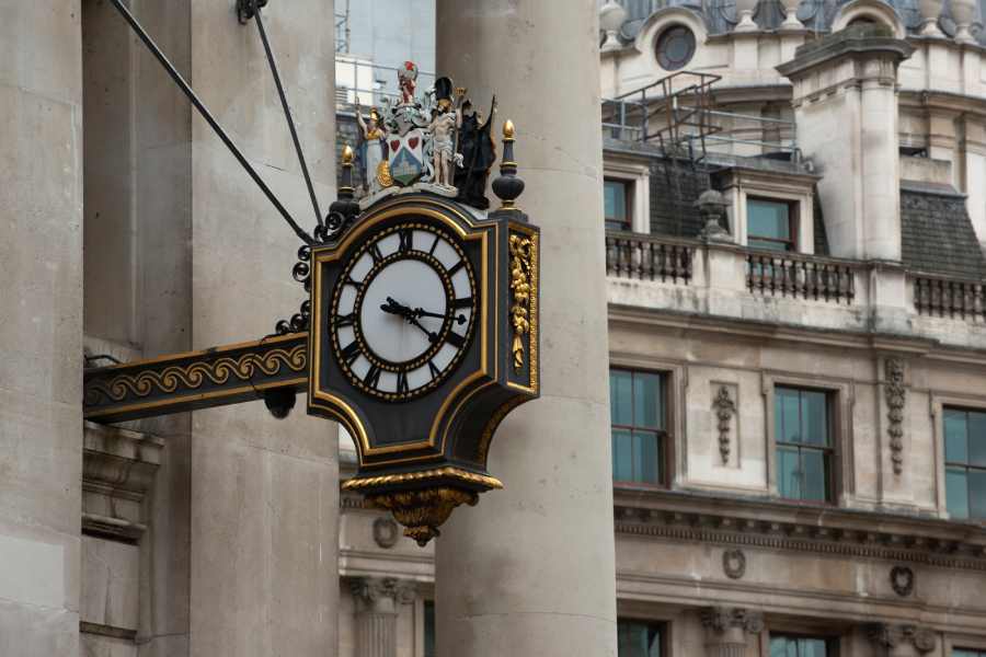  اختلاف ساعت لندن با استانبول