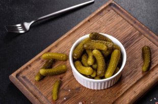  مدت زمان نگهداری خیارشور چقدر است ؟